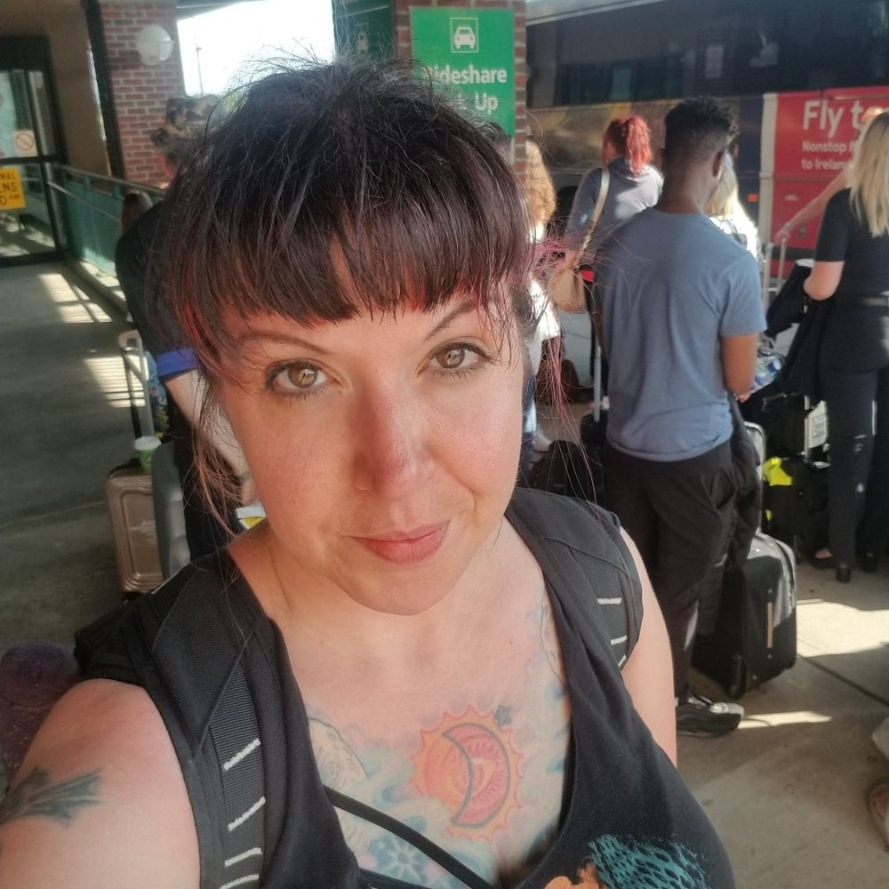 Meet your Posher, Lisa